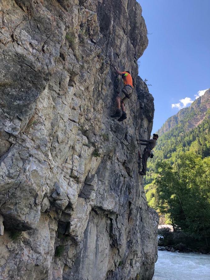 Le Relais Des Ecrins Hotell Saint-Christophe-en-Oisans Exteriör bild